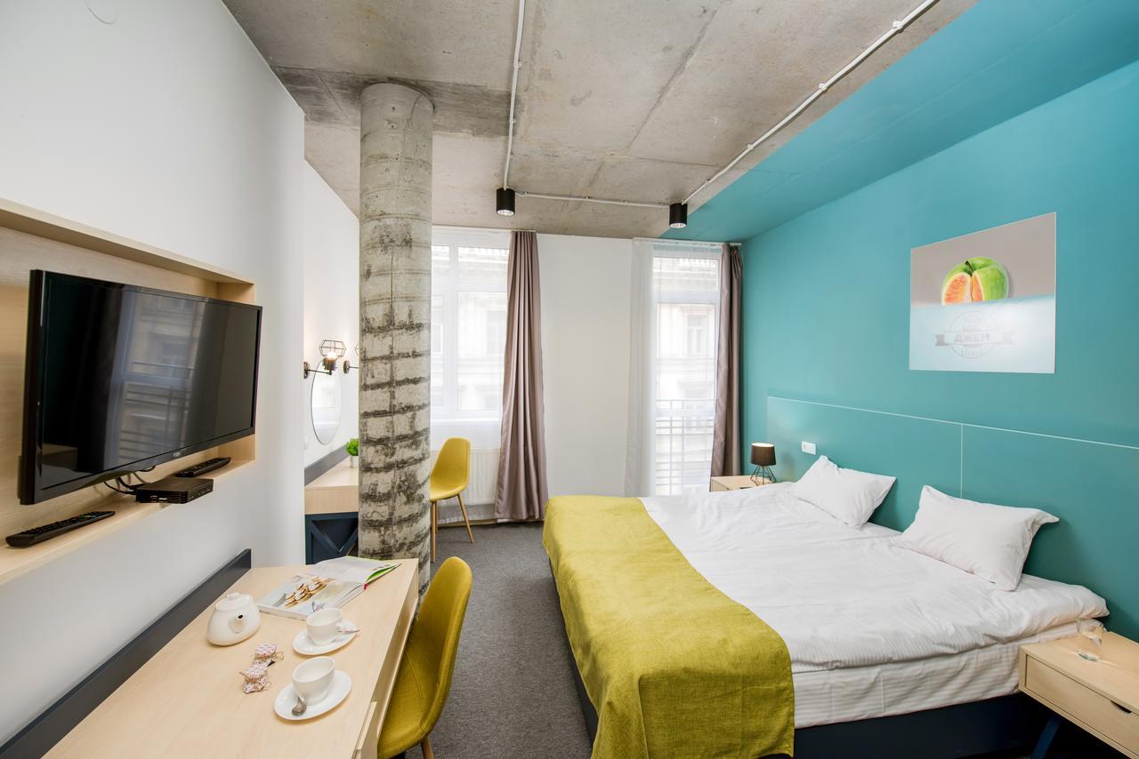 Jam Hotel Hnatyuka إلفيف المظهر الخارجي الصورة