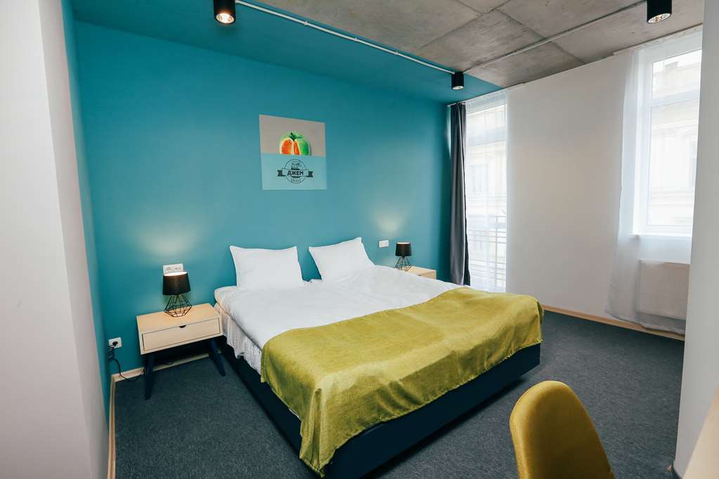 Jam Hotel Hnatyuka إلفيف الغرفة الصورة