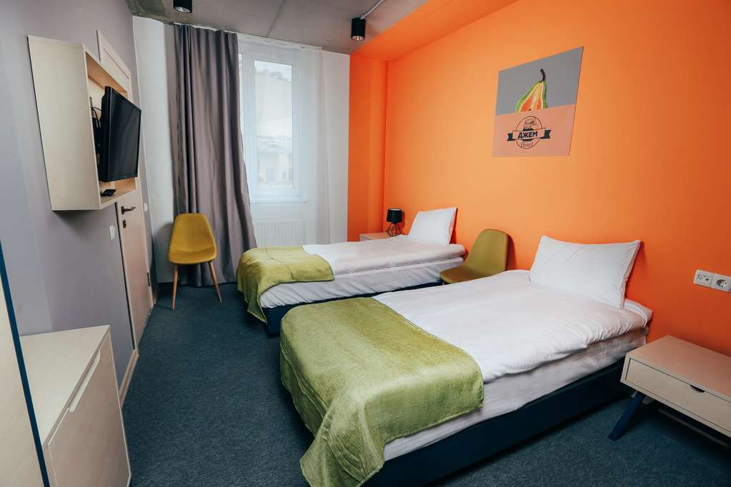 Jam Hotel Hnatyuka إلفيف الغرفة الصورة