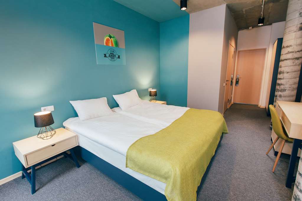 Jam Hotel Hnatyuka إلفيف الغرفة الصورة